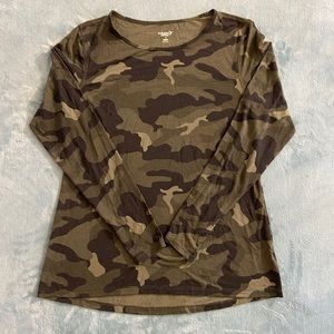 Old Navy Athlete Camo Long Sleeve T-shirt